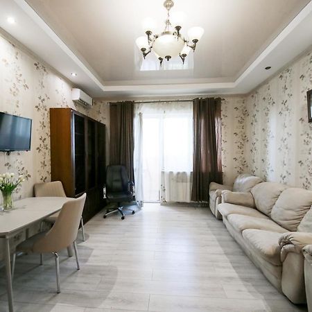 Апартаменти 2-Кімнатні В Новобудові М. Дружби Народів 키예프 외부 사진